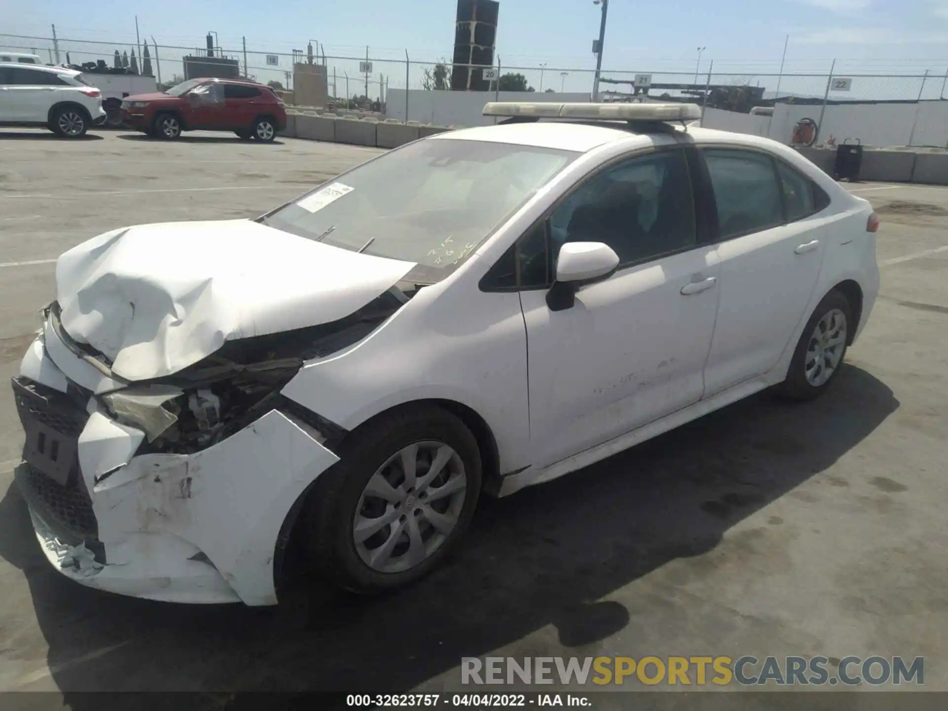 2 Photograph of a damaged car 5YFEPRAE0LP047295 TOYOTA COROLLA 2020