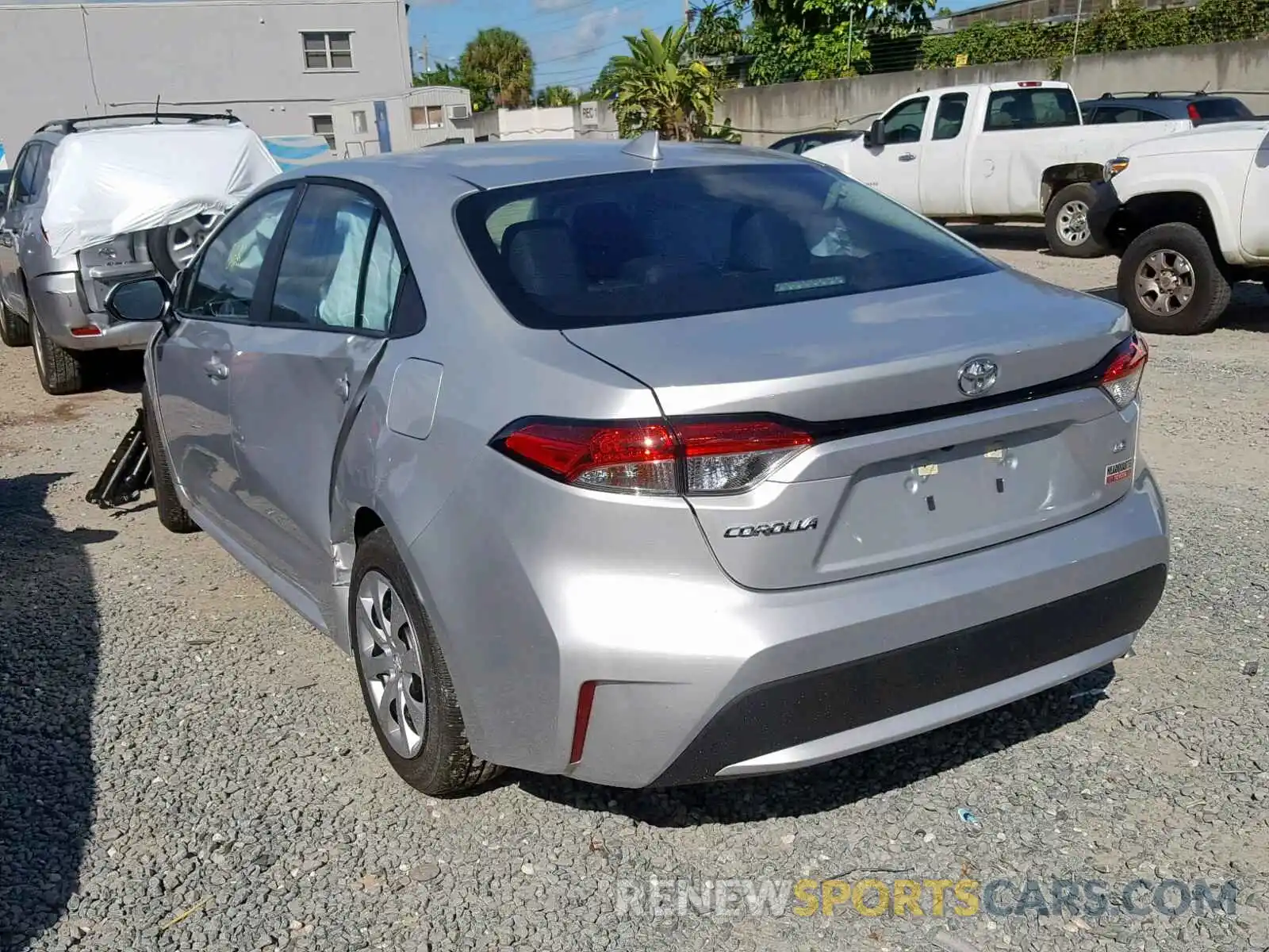 3 Photograph of a damaged car 5YFEPRAE0LP049645 TOYOTA COROLLA 2020