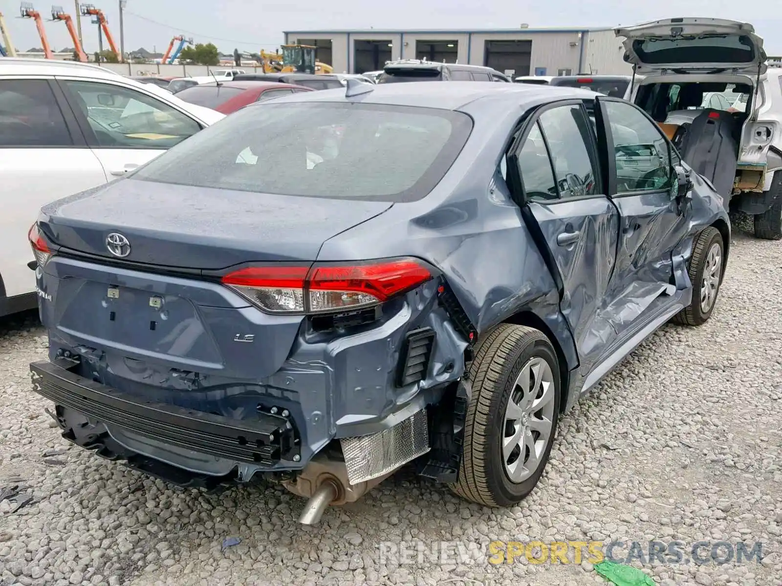 4 Photograph of a damaged car 5YFEPRAE0LP049905 TOYOTA COROLLA 2020