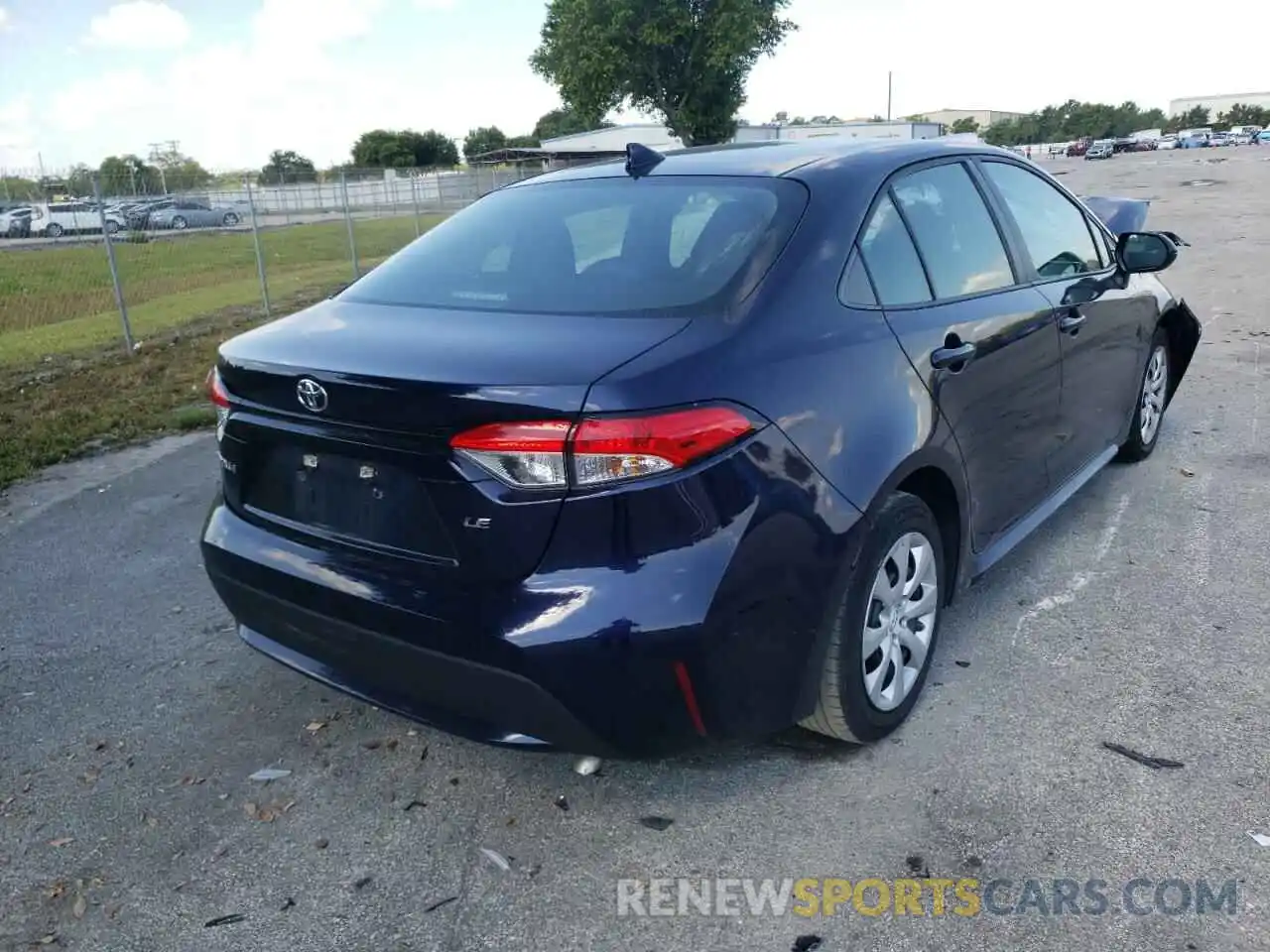 4 Photograph of a damaged car 5YFEPRAE0LP050374 TOYOTA COROLLA 2020