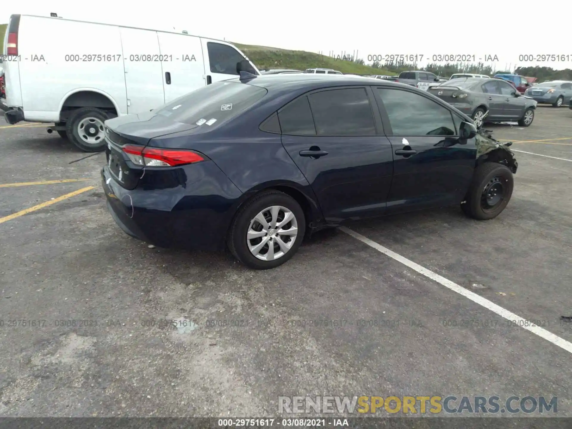 4 Photograph of a damaged car 5YFEPRAE0LP053369 TOYOTA COROLLA 2020