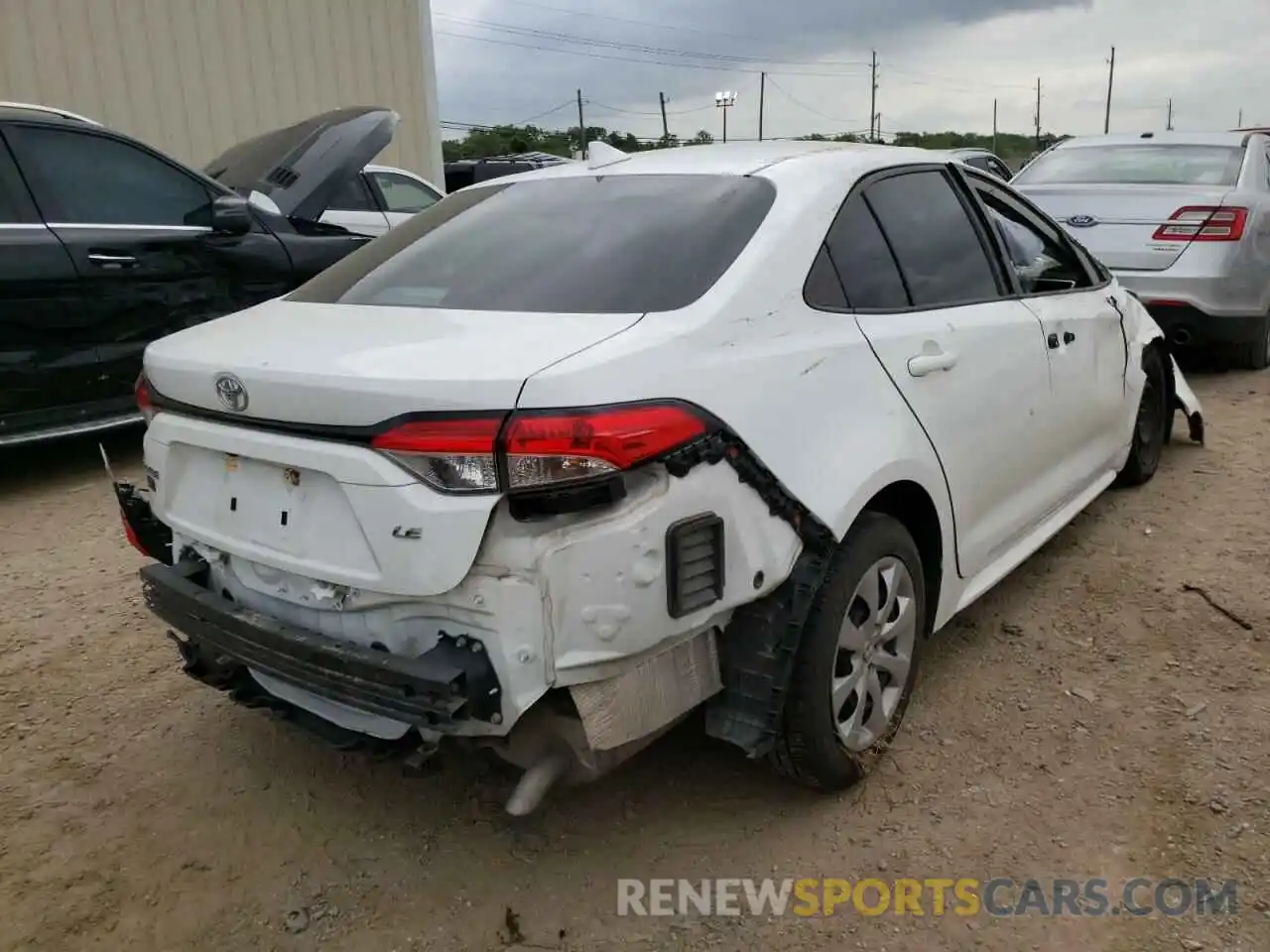 4 Photograph of a damaged car 5YFEPRAE0LP054683 TOYOTA COROLLA 2020