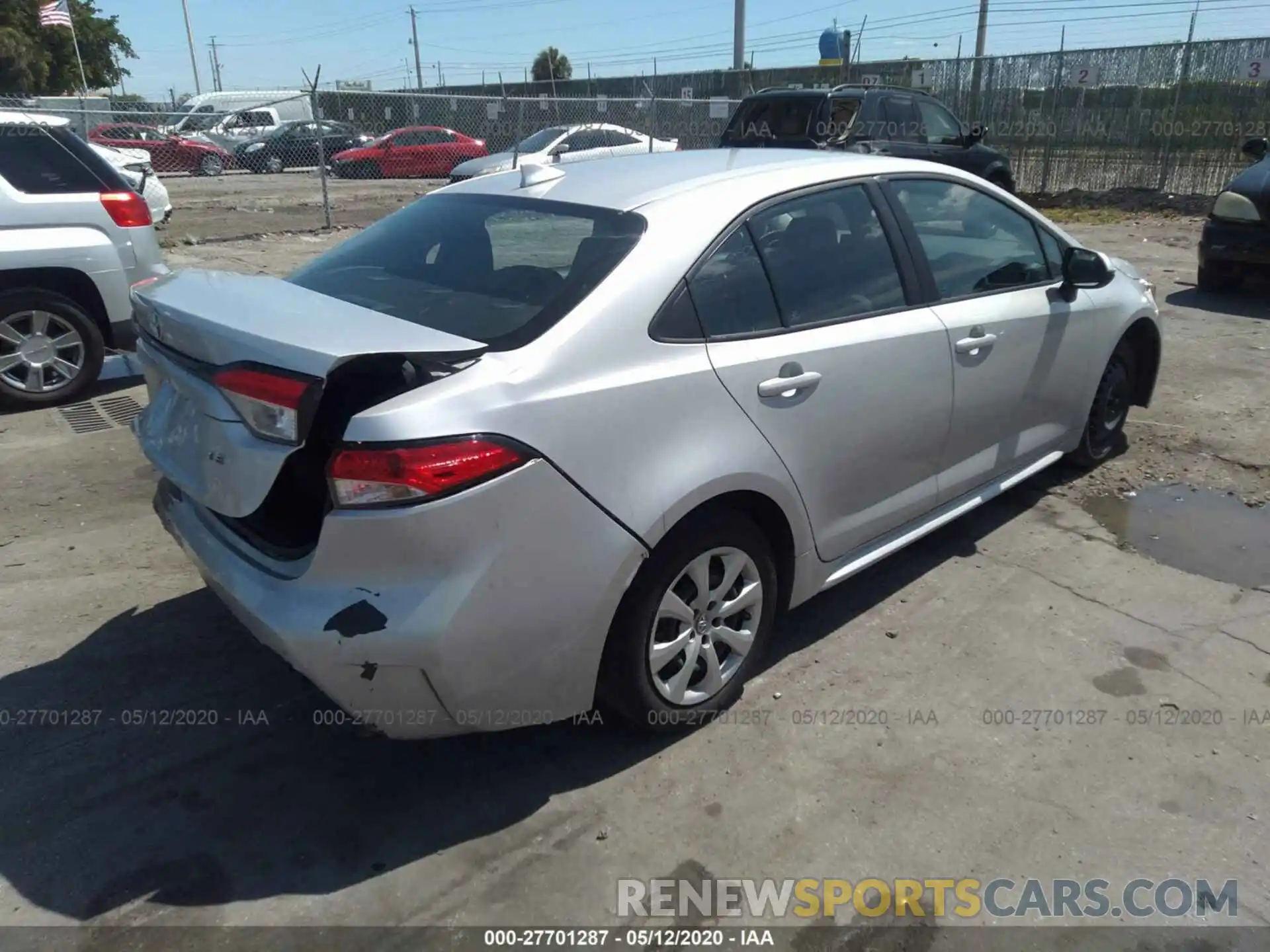 4 Photograph of a damaged car 5YFEPRAE0LP057275 TOYOTA COROLLA 2020