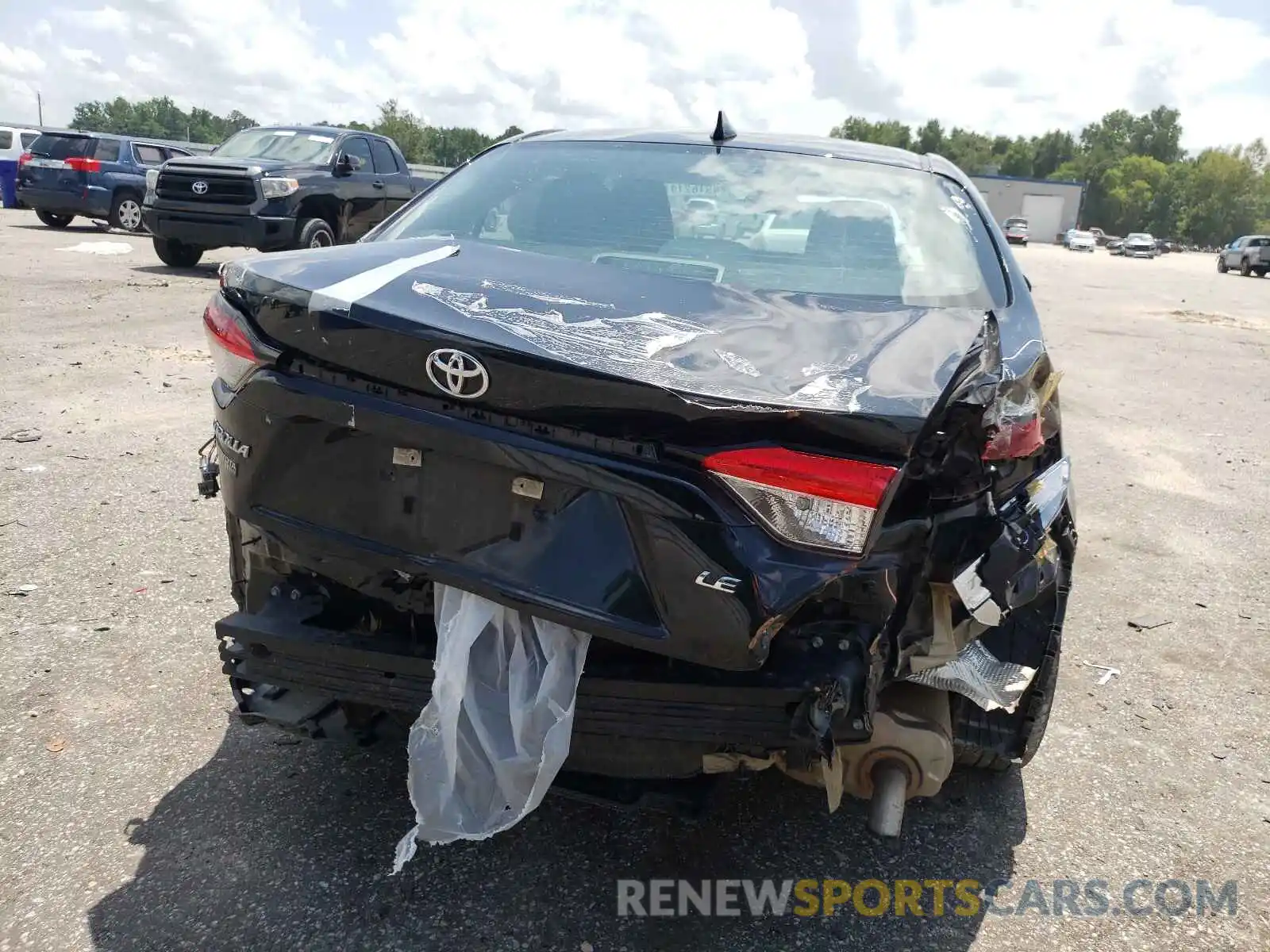 9 Photograph of a damaged car 5YFEPRAE0LP058278 TOYOTA COROLLA 2020