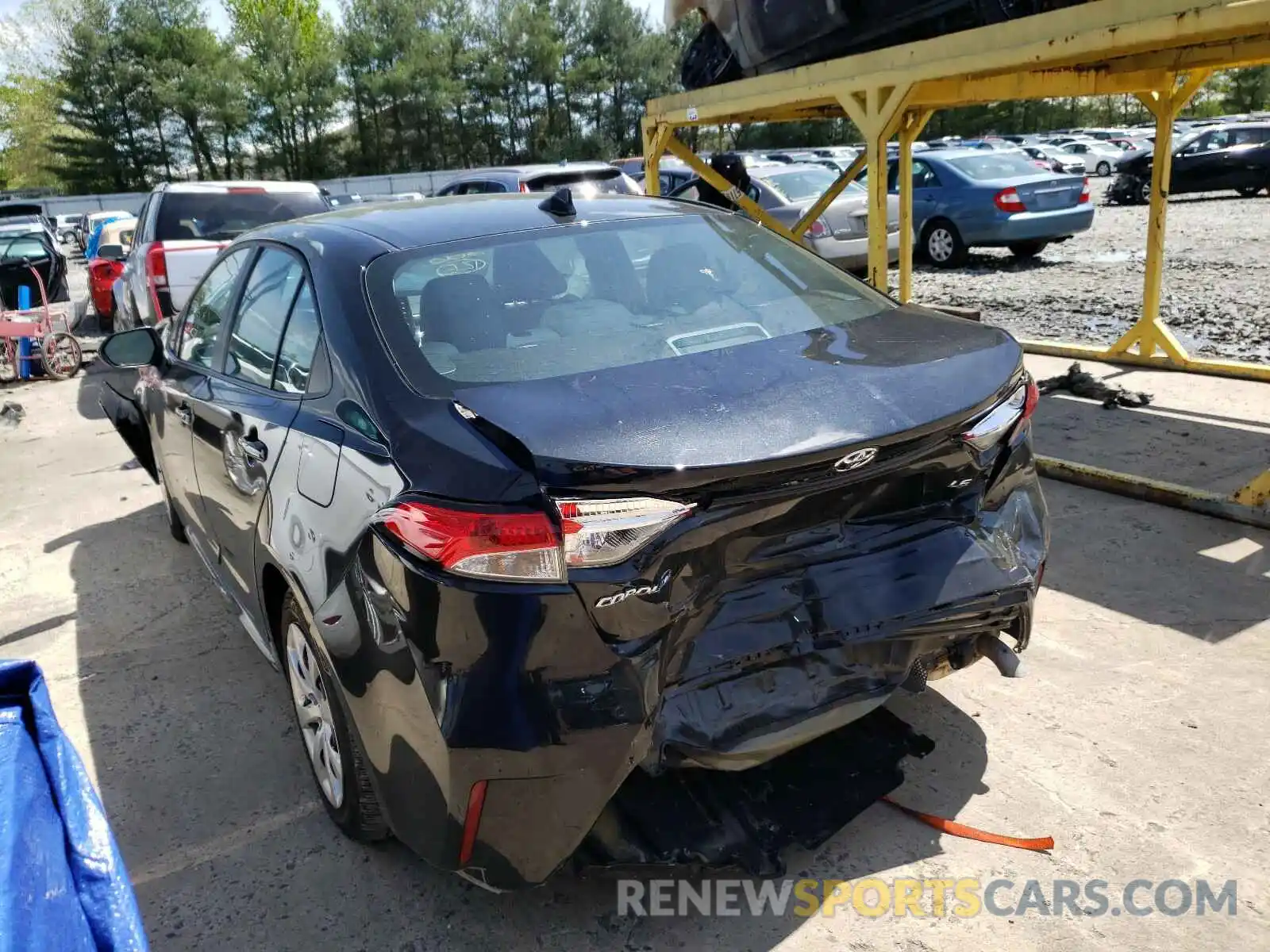 3 Фотография поврежденного автомобиля 5YFEPRAE0LP058846 TOYOTA COROLLA 2020