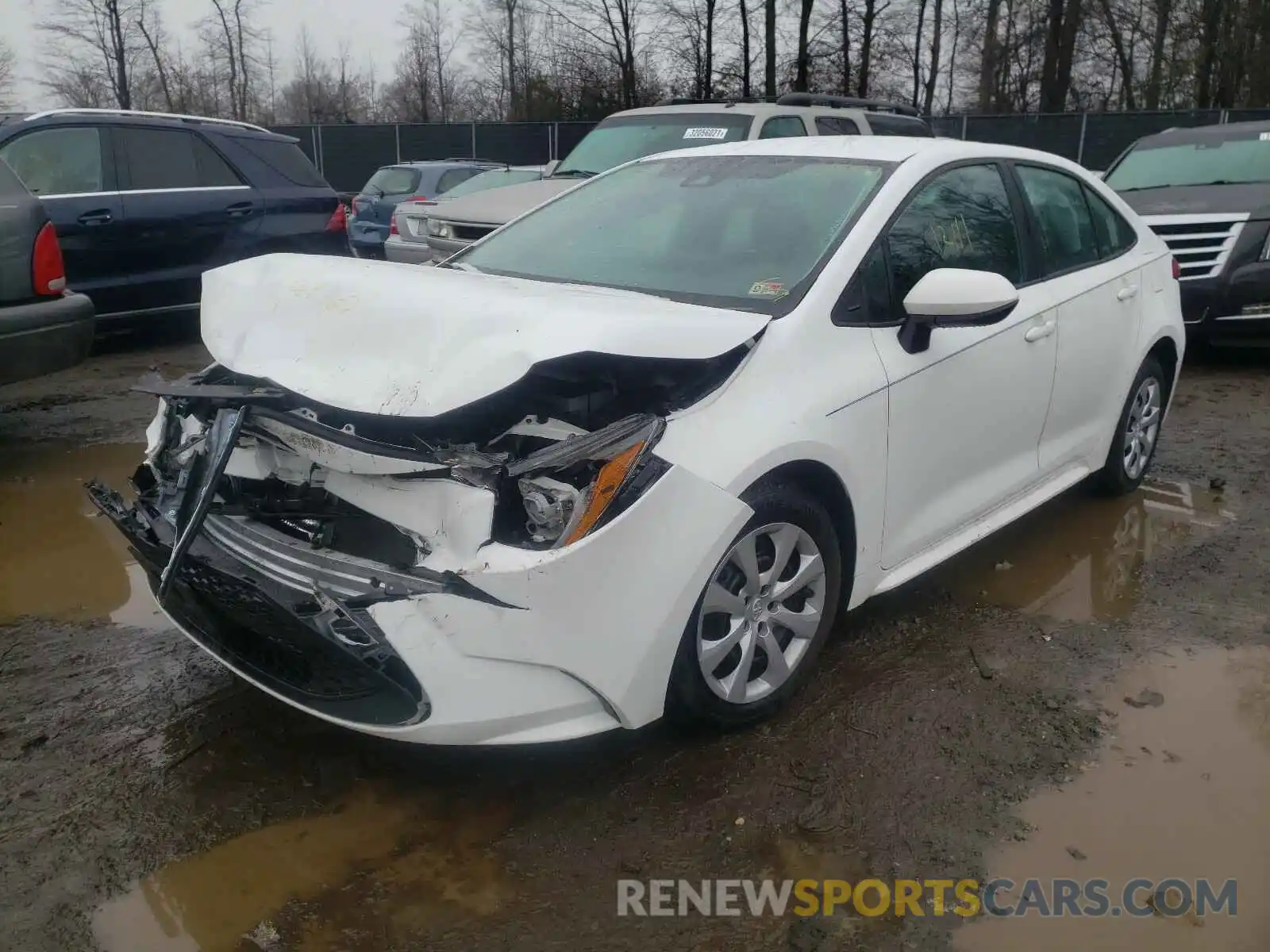 2 Photograph of a damaged car 5YFEPRAE0LP060600 TOYOTA COROLLA 2020