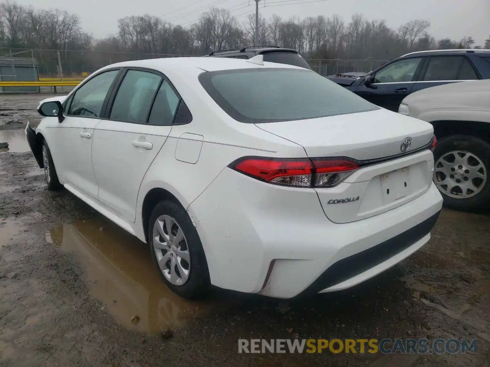 3 Photograph of a damaged car 5YFEPRAE0LP060600 TOYOTA COROLLA 2020