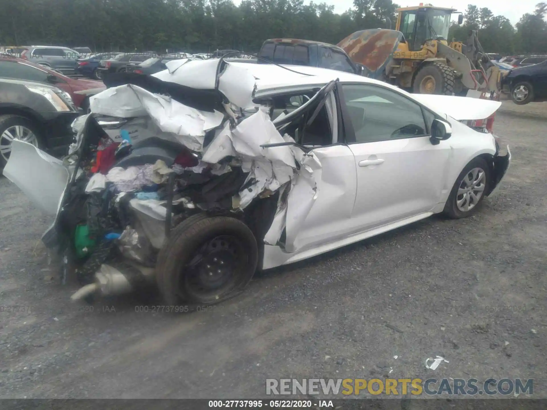 4 Photograph of a damaged car 5YFEPRAE0LP060712 TOYOTA COROLLA 2020