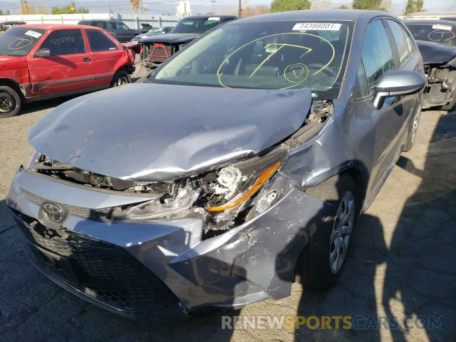 2 Photograph of a damaged car 5YFEPRAE0LP060807 TOYOTA COROLLA 2020