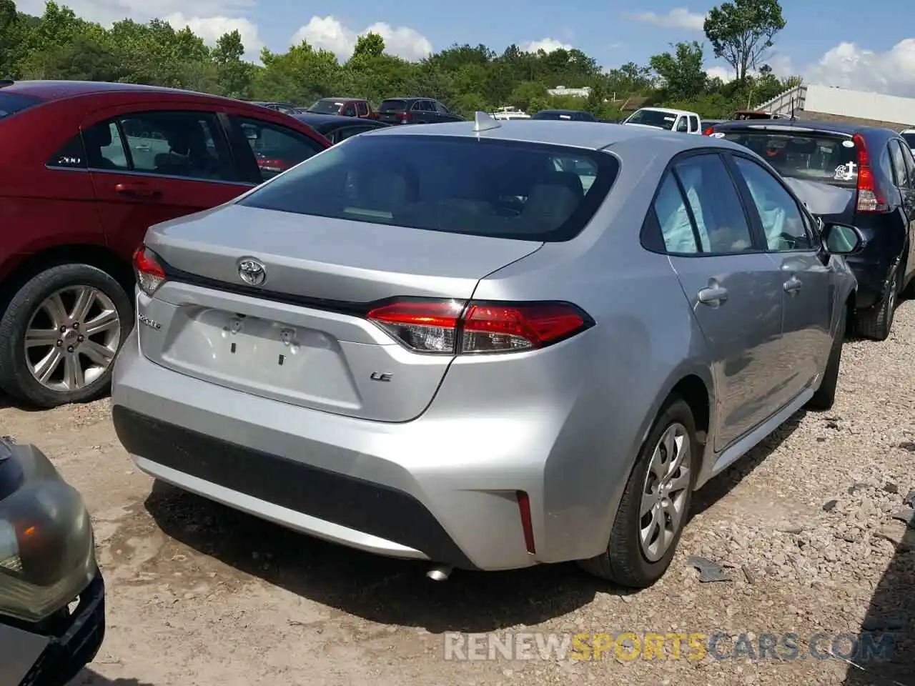 4 Photograph of a damaged car 5YFEPRAE0LP061441 TOYOTA COROLLA 2020