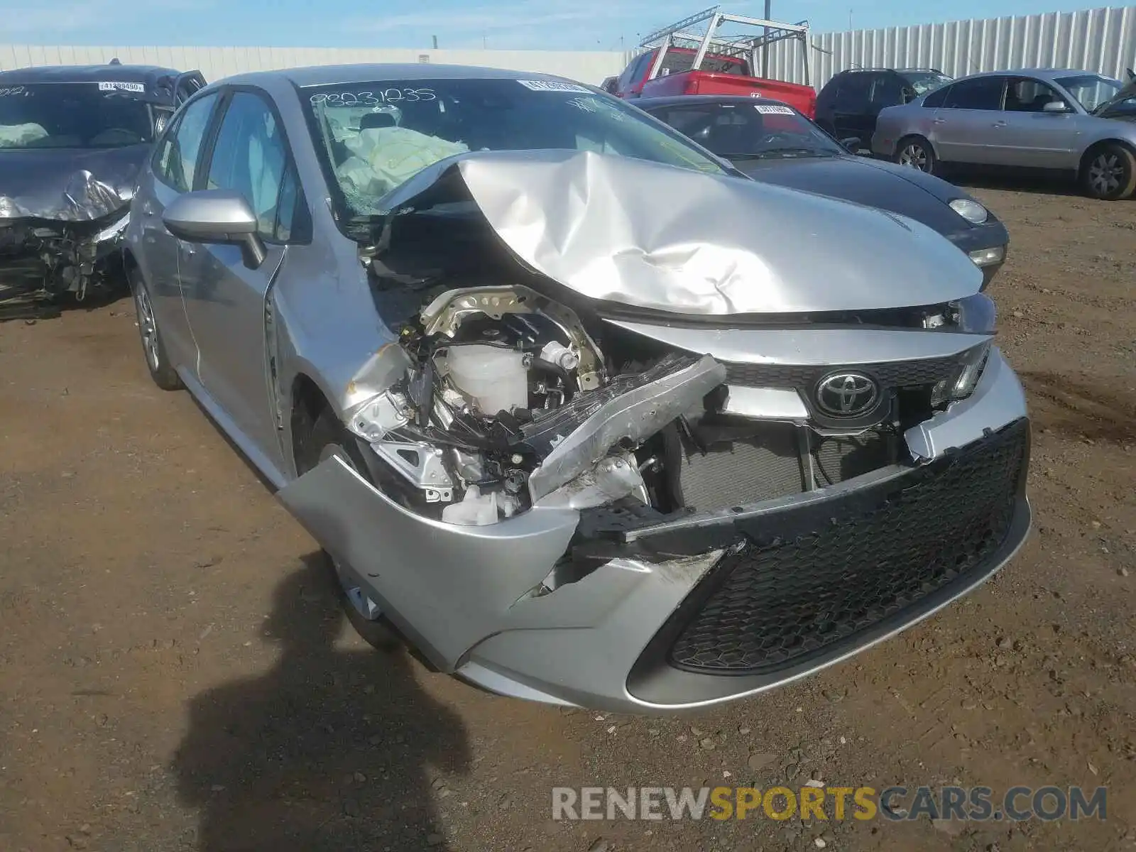 1 Photograph of a damaged car 5YFEPRAE0LP061956 TOYOTA COROLLA 2020