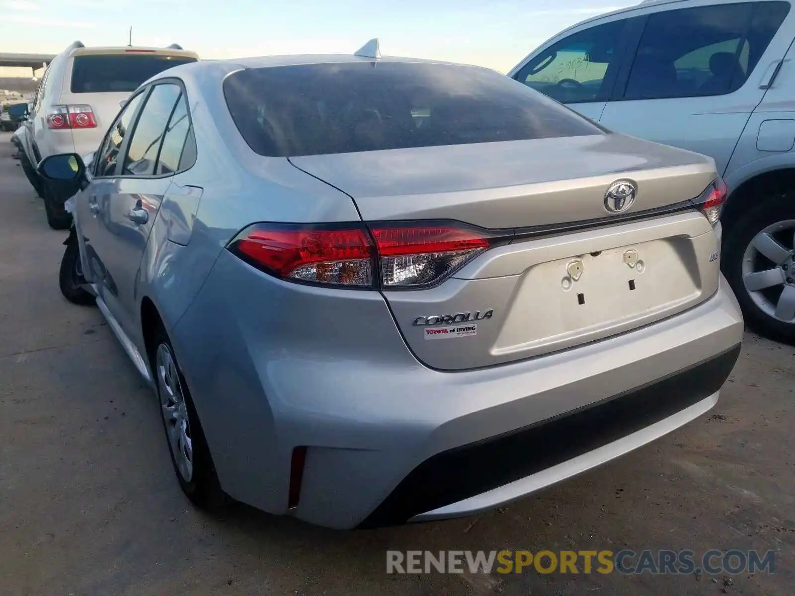 3 Photograph of a damaged car 5YFEPRAE0LP063450 TOYOTA COROLLA 2020