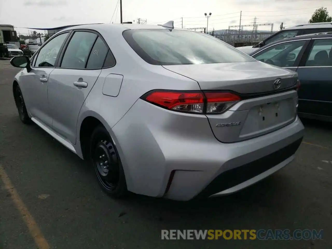 3 Photograph of a damaged car 5YFEPRAE0LP063528 TOYOTA COROLLA 2020