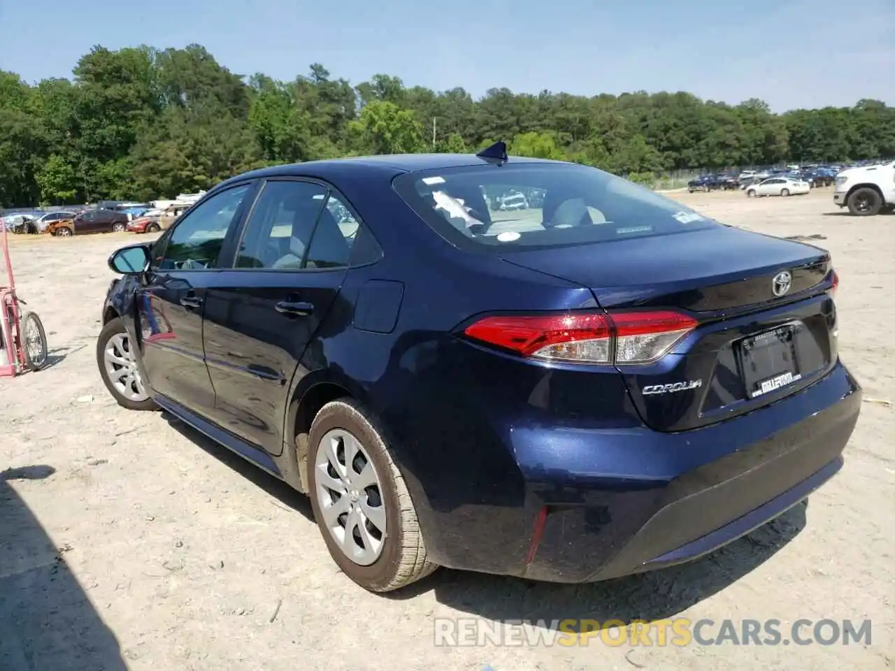 3 Photograph of a damaged car 5YFEPRAE0LP063660 TOYOTA COROLLA 2020