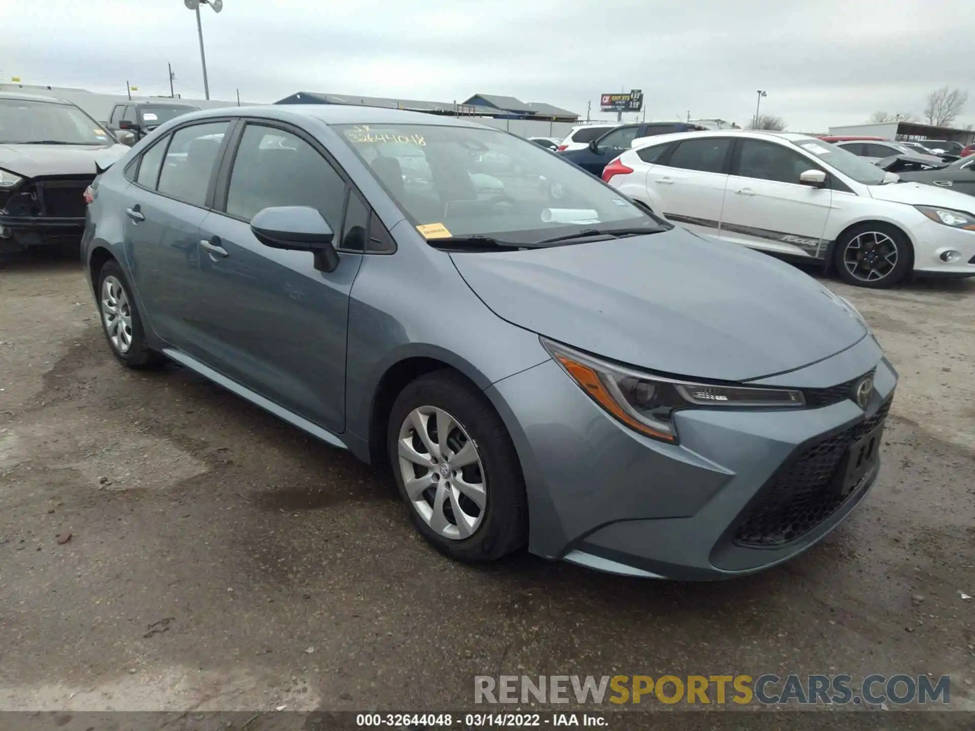 1 Photograph of a damaged car 5YFEPRAE0LP063738 TOYOTA COROLLA 2020