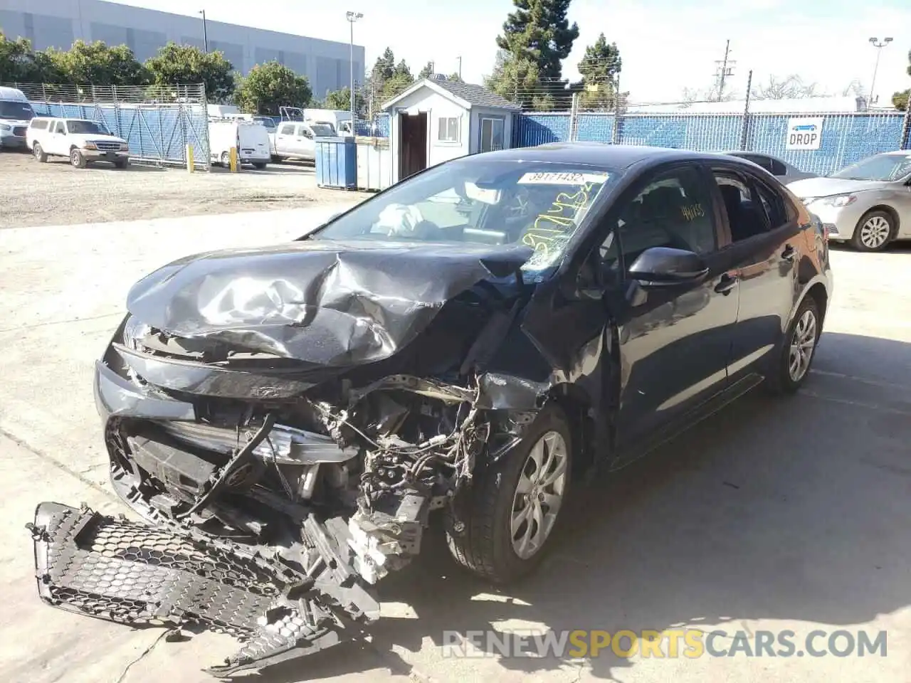 2 Photograph of a damaged car 5YFEPRAE0LP063951 TOYOTA COROLLA 2020