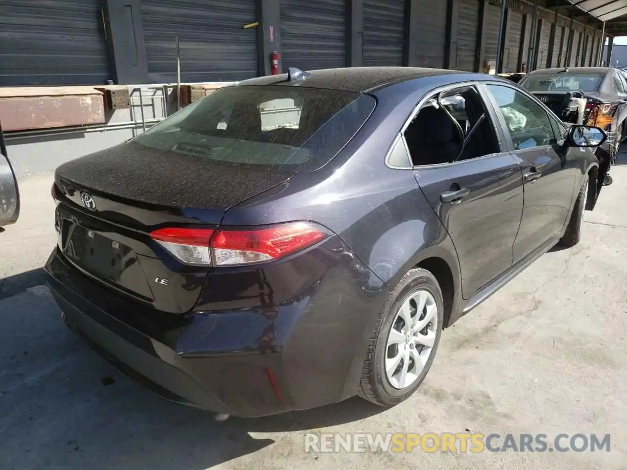 4 Photograph of a damaged car 5YFEPRAE0LP063951 TOYOTA COROLLA 2020