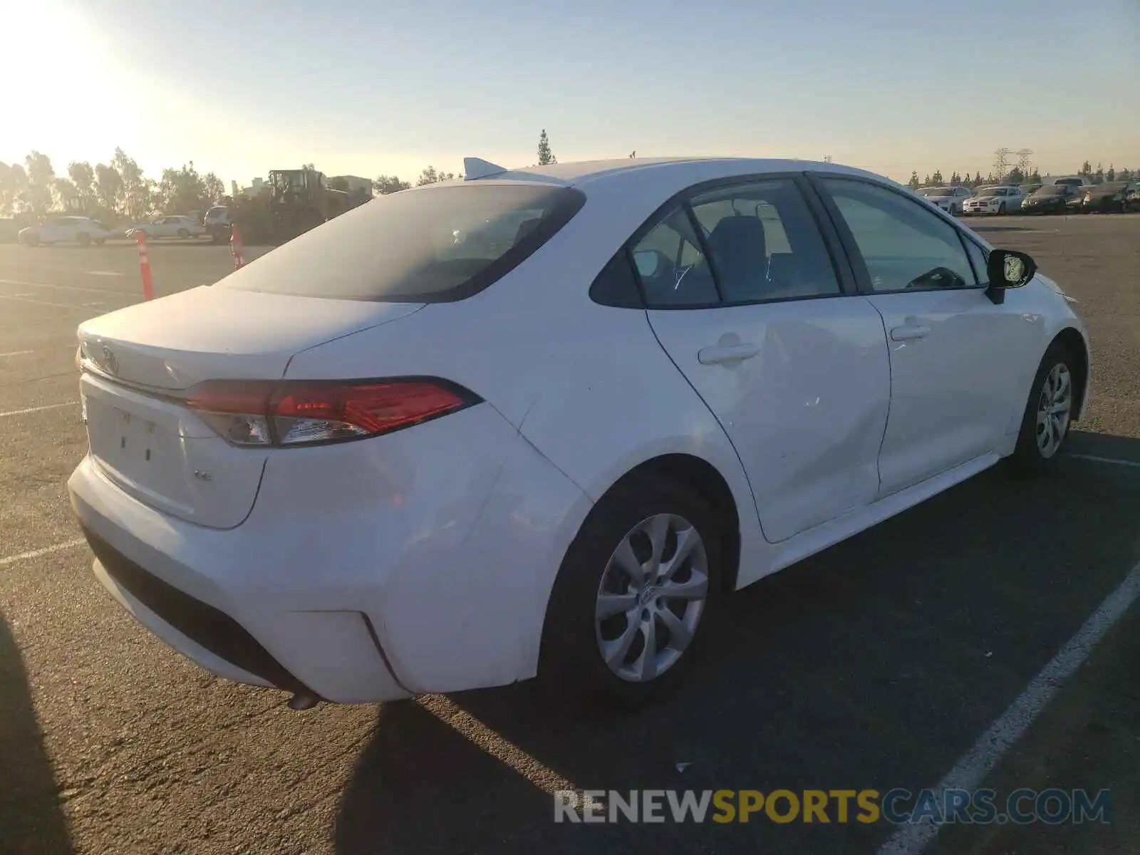 9 Photograph of a damaged car 5YFEPRAE0LP063982 TOYOTA COROLLA 2020