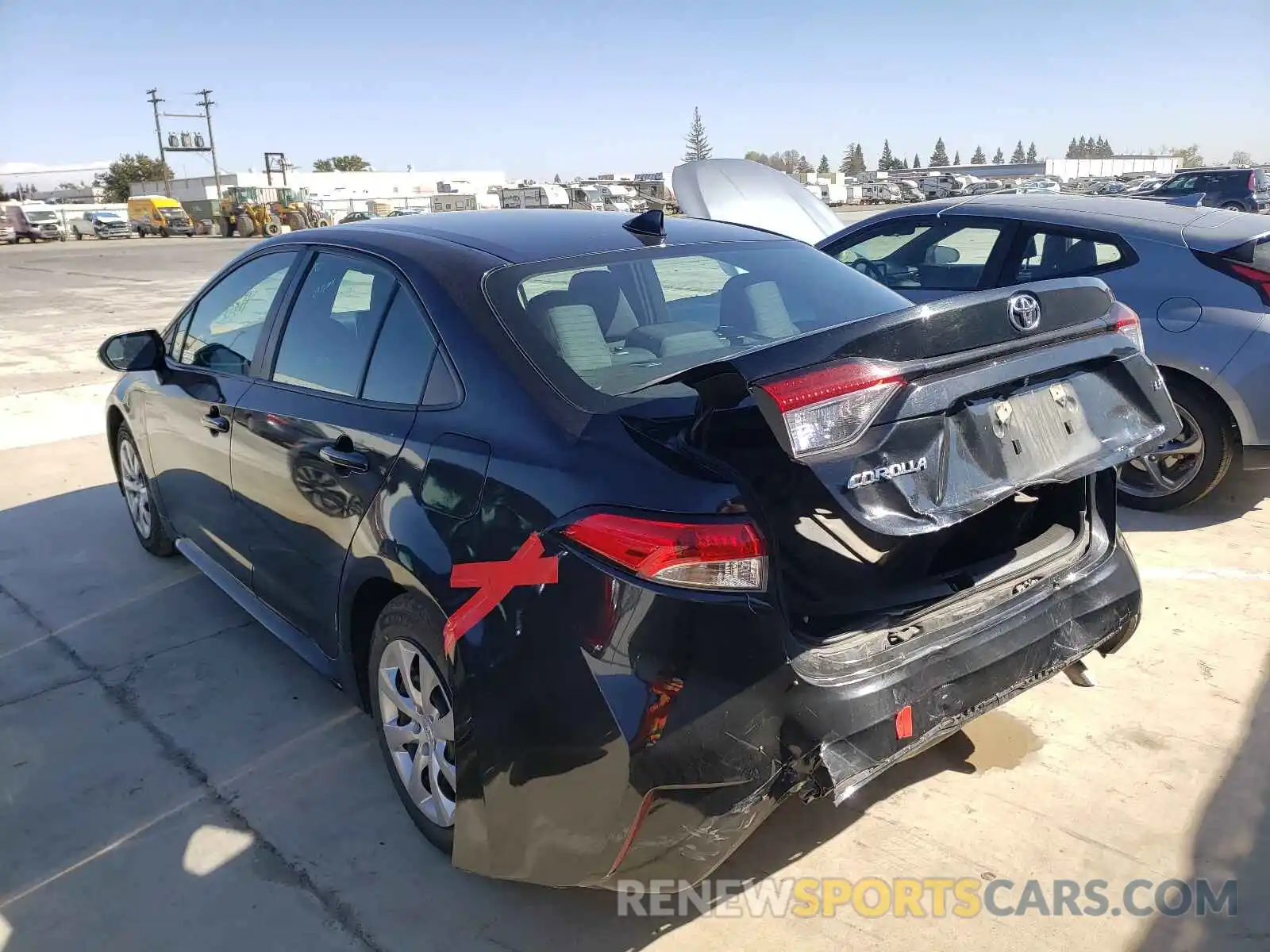 3 Photograph of a damaged car 5YFEPRAE0LP065277 TOYOTA COROLLA 2020