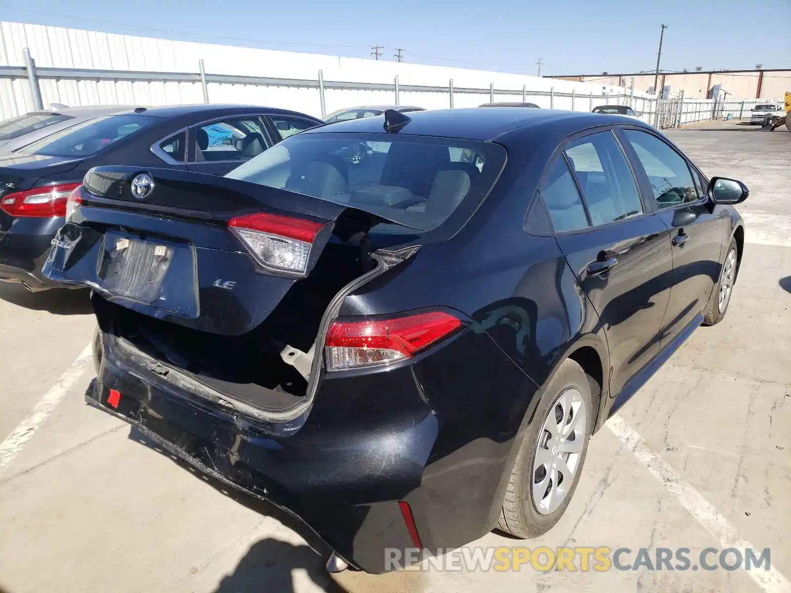 4 Photograph of a damaged car 5YFEPRAE0LP065277 TOYOTA COROLLA 2020