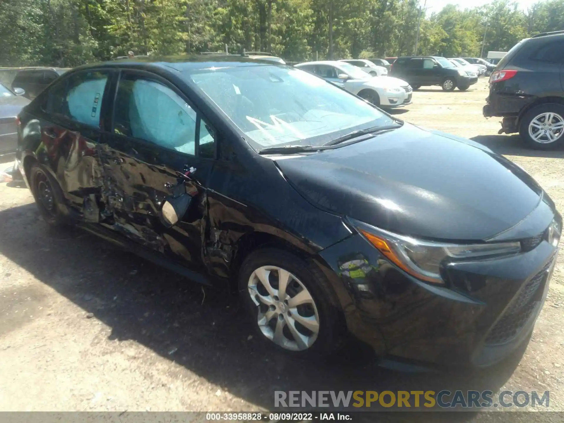 1 Photograph of a damaged car 5YFEPRAE0LP066008 TOYOTA COROLLA 2020