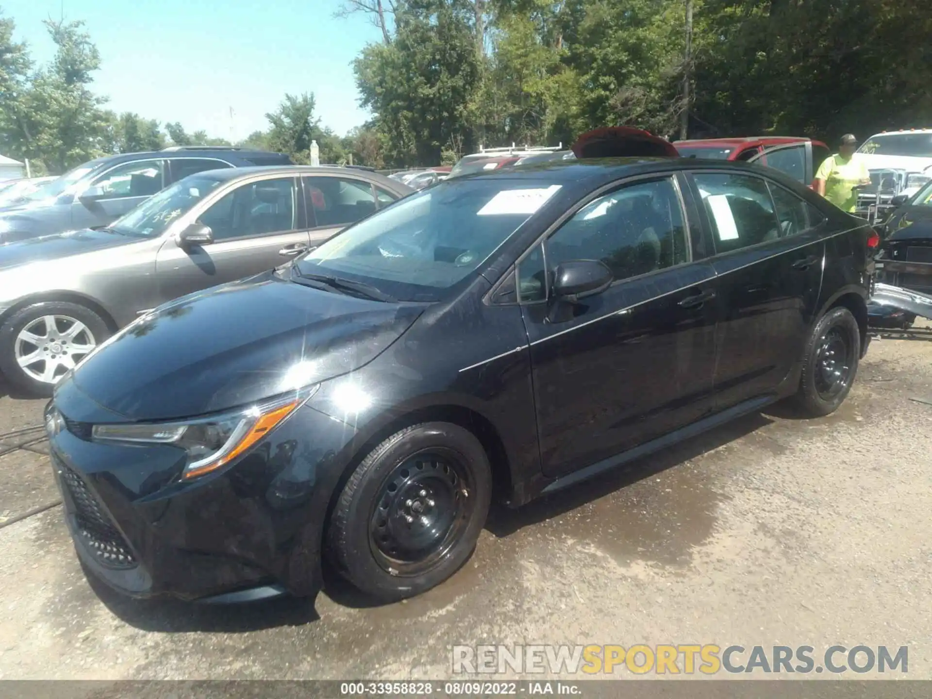 2 Photograph of a damaged car 5YFEPRAE0LP066008 TOYOTA COROLLA 2020