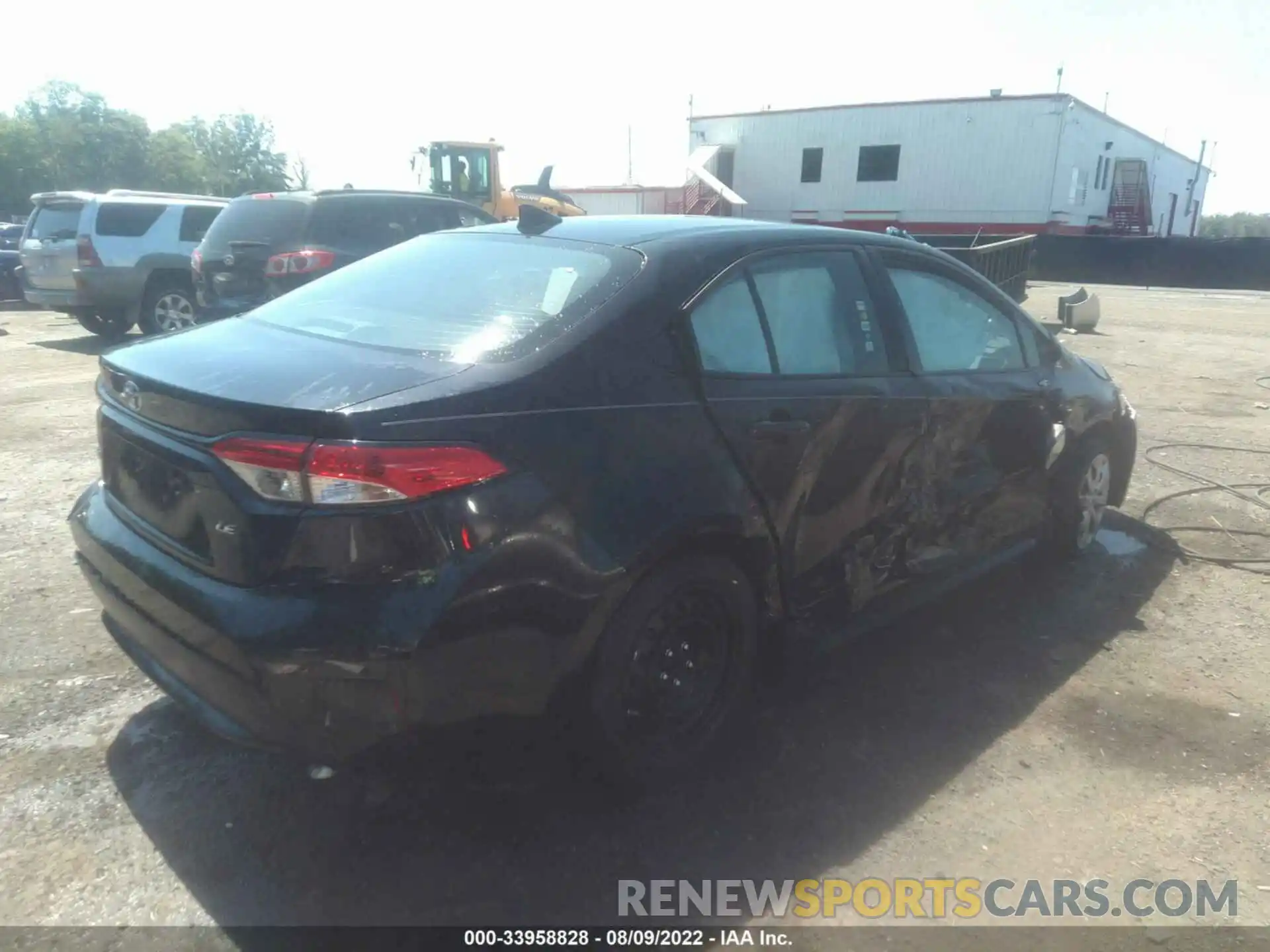 4 Photograph of a damaged car 5YFEPRAE0LP066008 TOYOTA COROLLA 2020