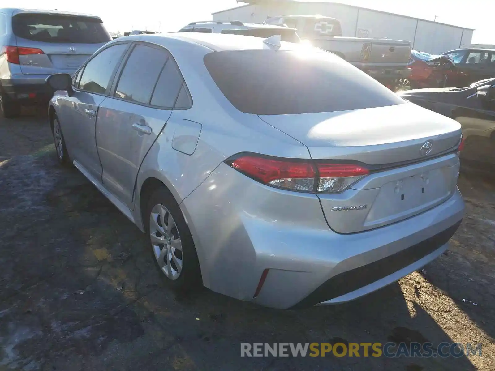 3 Photograph of a damaged car 5YFEPRAE0LP066770 TOYOTA COROLLA 2020