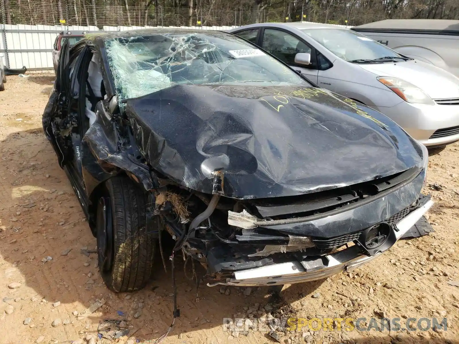 1 Photograph of a damaged car 5YFEPRAE0LP067773 TOYOTA COROLLA 2020