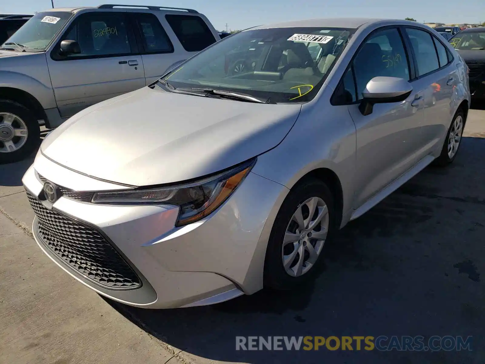 2 Photograph of a damaged car 5YFEPRAE0LP067997 TOYOTA COROLLA 2020