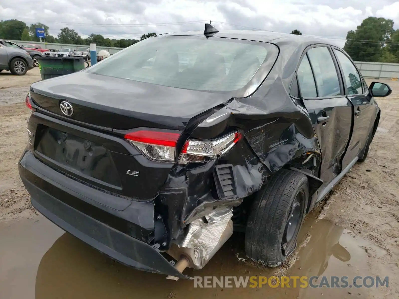 4 Photograph of a damaged car 5YFEPRAE0LP068129 TOYOTA COROLLA 2020