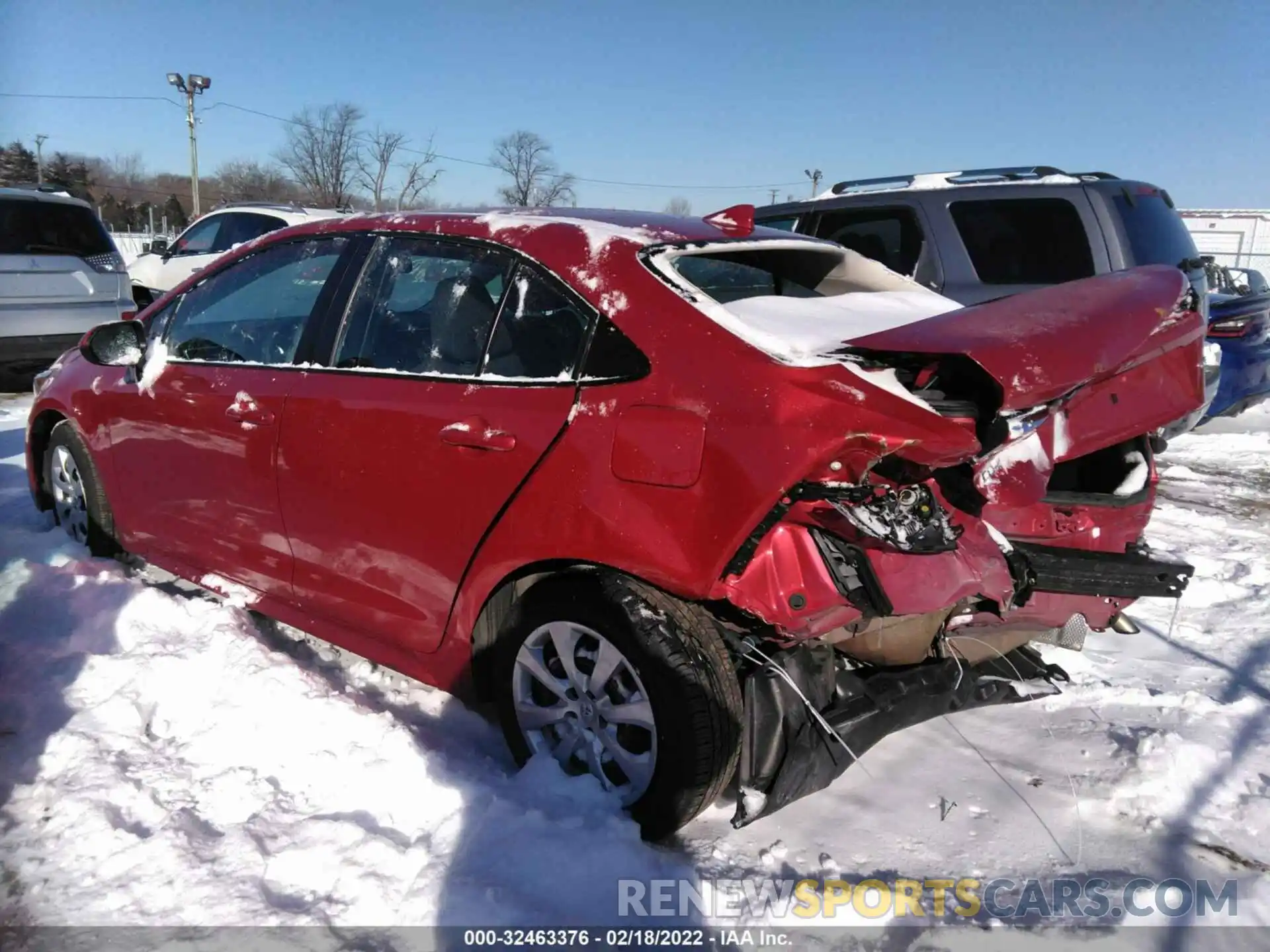 3 Photograph of a damaged car 5YFEPRAE0LP068342 TOYOTA COROLLA 2020