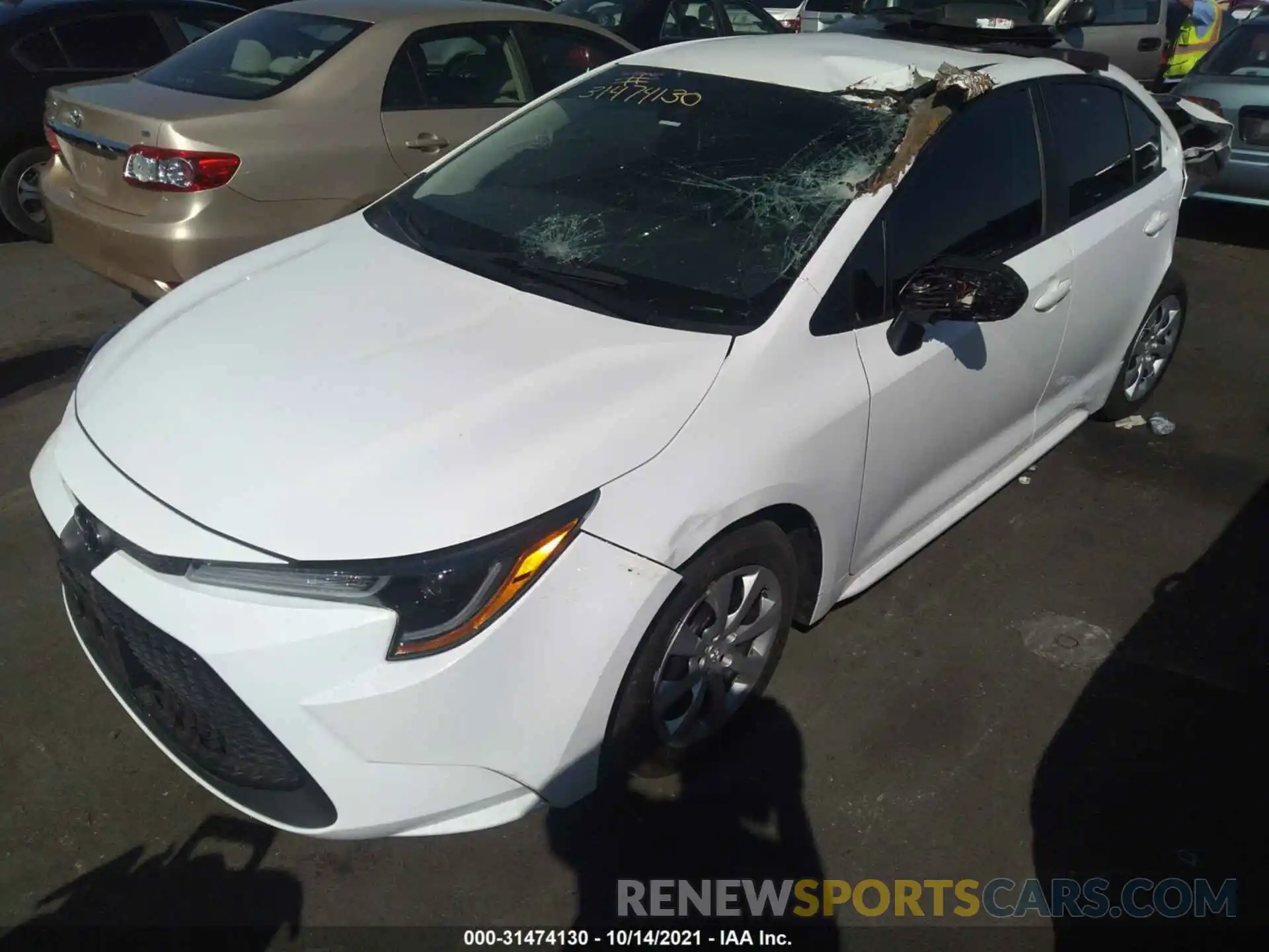 2 Photograph of a damaged car 5YFEPRAE0LP068700 TOYOTA COROLLA 2020