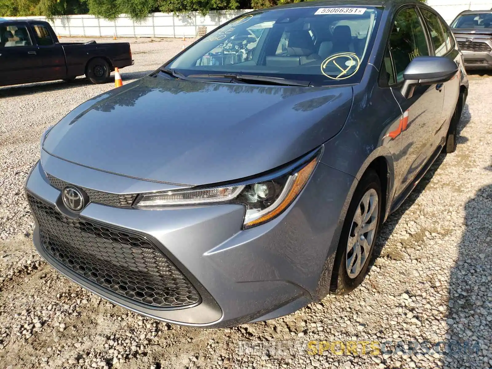 2 Photograph of a damaged car 5YFEPRAE0LP068907 TOYOTA COROLLA 2020