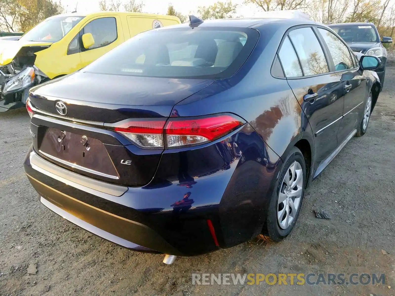 4 Photograph of a damaged car 5YFEPRAE0LP069118 TOYOTA COROLLA 2020