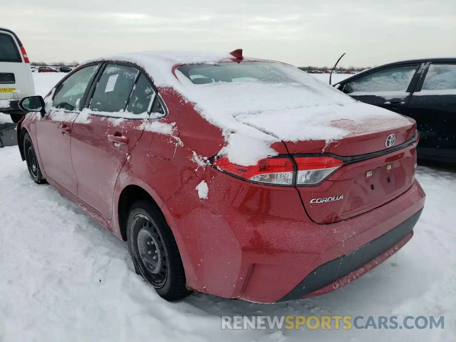 3 Photograph of a damaged car 5YFEPRAE0LP069510 TOYOTA COROLLA 2020