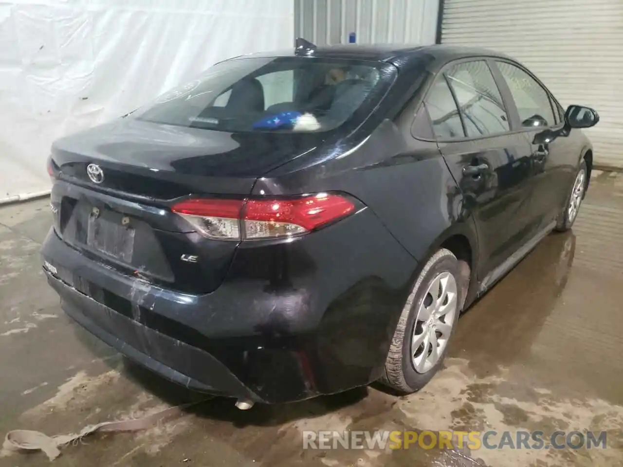 4 Photograph of a damaged car 5YFEPRAE0LP070432 TOYOTA COROLLA 2020