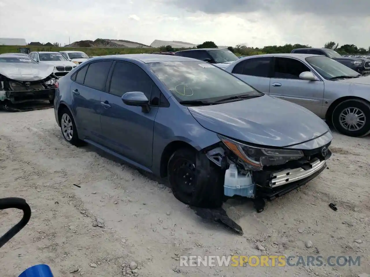 1 Photograph of a damaged car 5YFEPRAE0LP070852 TOYOTA COROLLA 2020