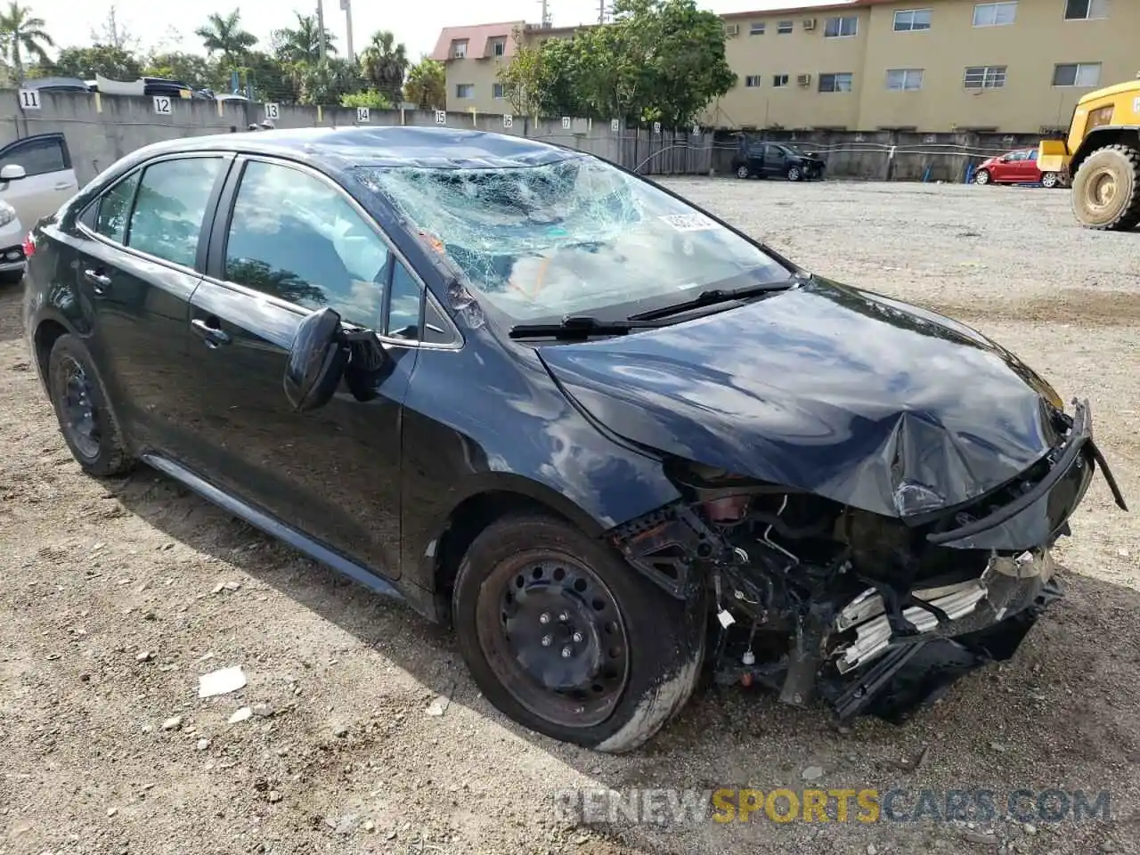 1 Photograph of a damaged car 5YFEPRAE0LP071306 TOYOTA COROLLA 2020