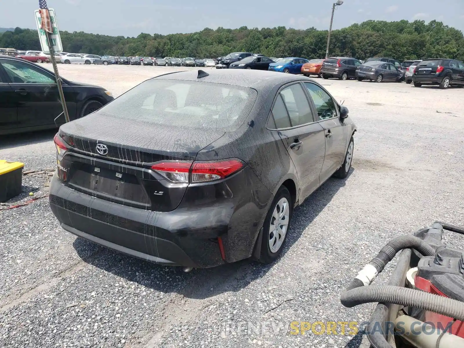 4 Photograph of a damaged car 5YFEPRAE0LP071676 TOYOTA COROLLA 2020