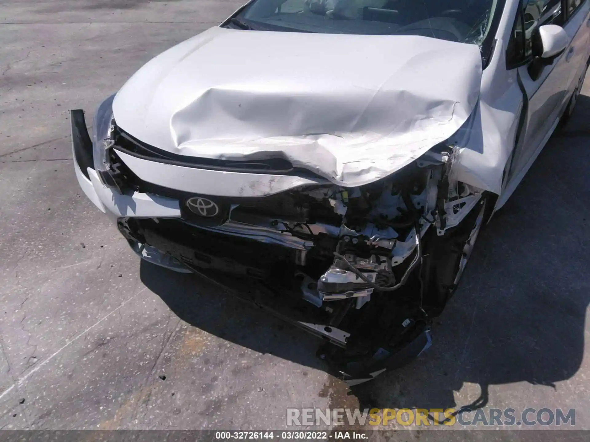 6 Photograph of a damaged car 5YFEPRAE0LP072195 TOYOTA COROLLA 2020