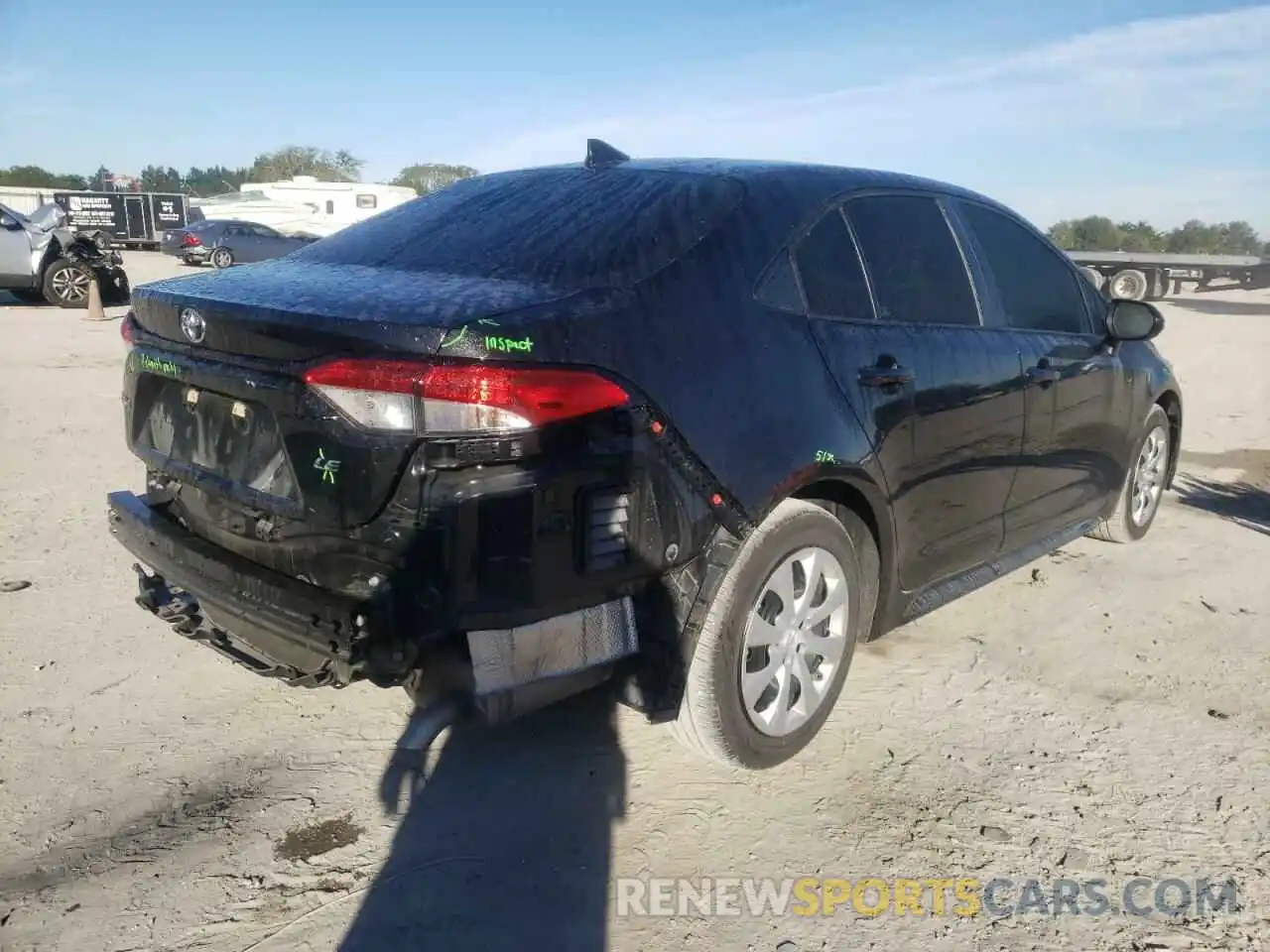 4 Photograph of a damaged car 5YFEPRAE0LP072293 TOYOTA COROLLA 2020