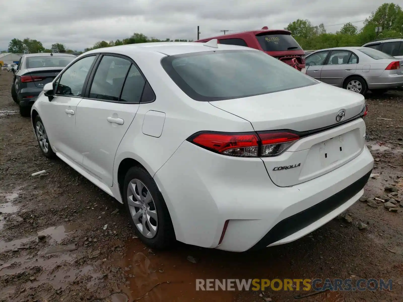 3 Photograph of a damaged car 5YFEPRAE0LP072584 TOYOTA COROLLA 2020