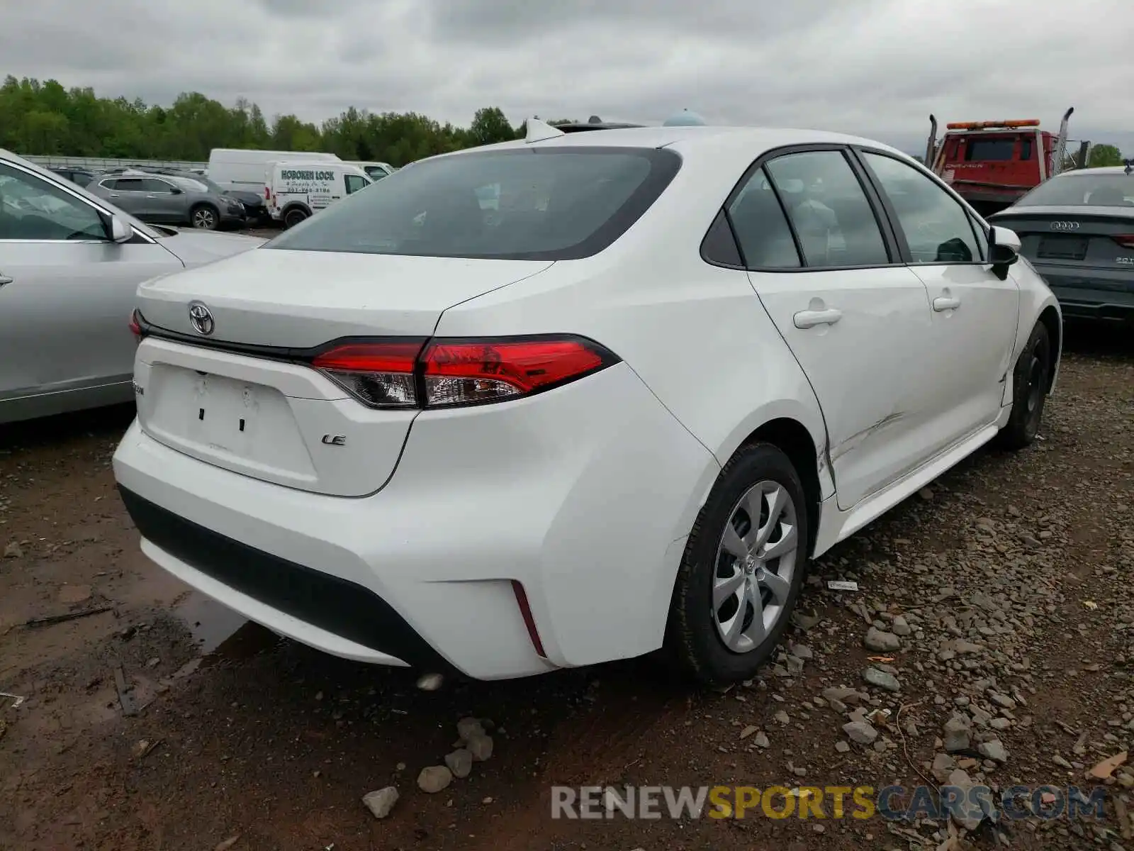 4 Photograph of a damaged car 5YFEPRAE0LP072584 TOYOTA COROLLA 2020