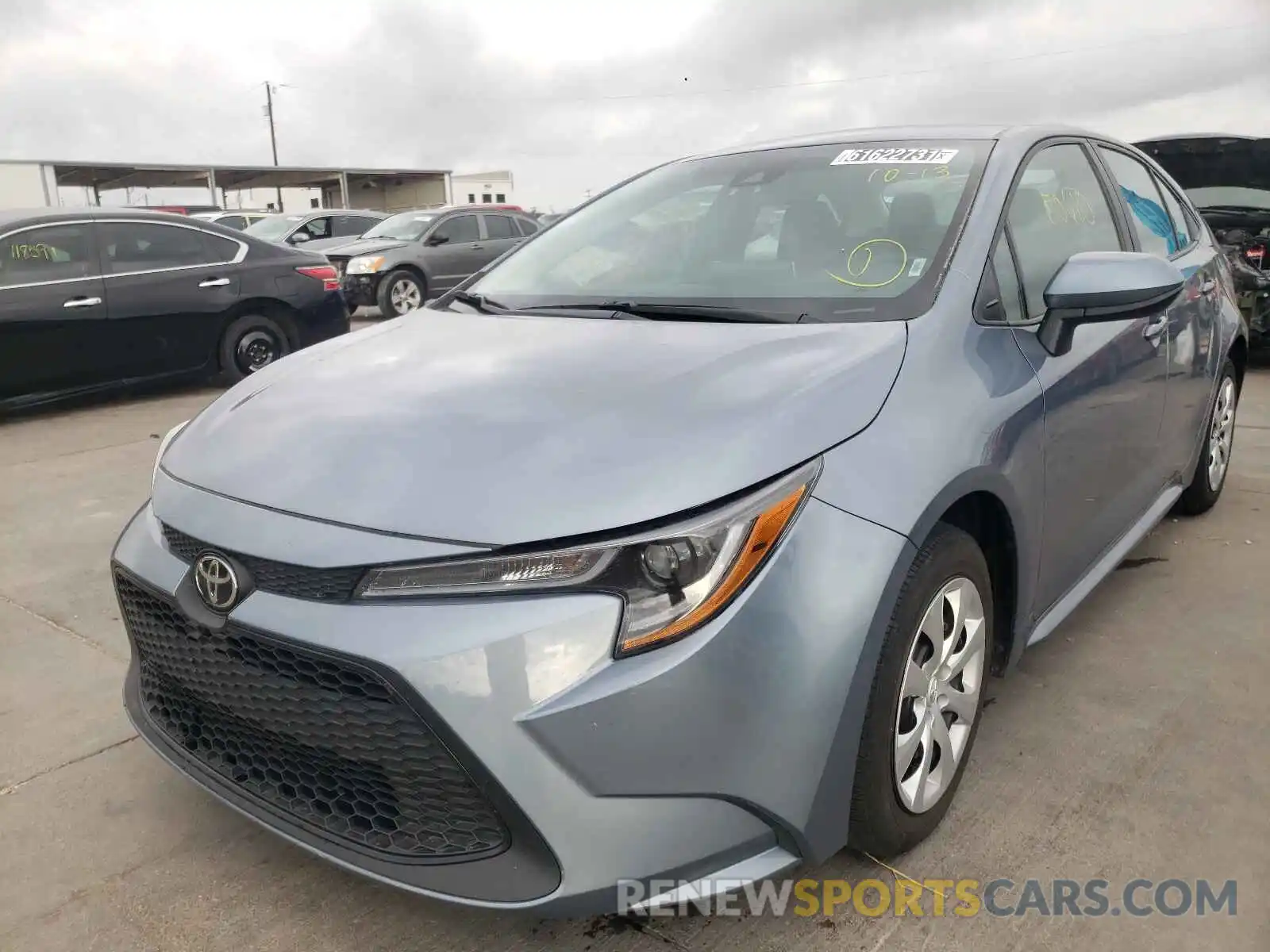 2 Photograph of a damaged car 5YFEPRAE0LP076151 TOYOTA COROLLA 2020