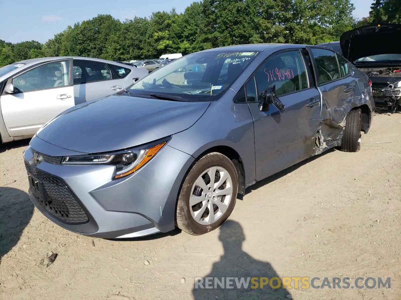 2 Photograph of a damaged car 5YFEPRAE0LP076764 TOYOTA COROLLA 2020