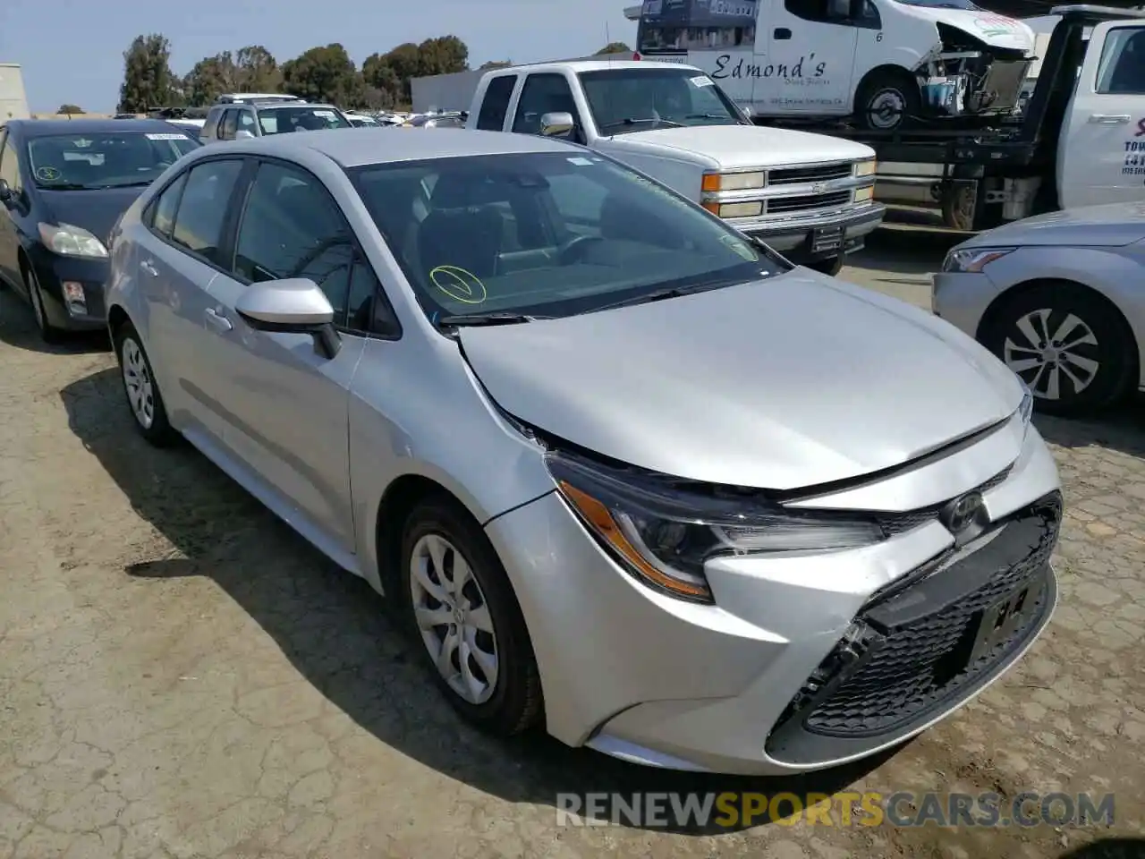 1 Photograph of a damaged car 5YFEPRAE0LP077056 TOYOTA COROLLA 2020