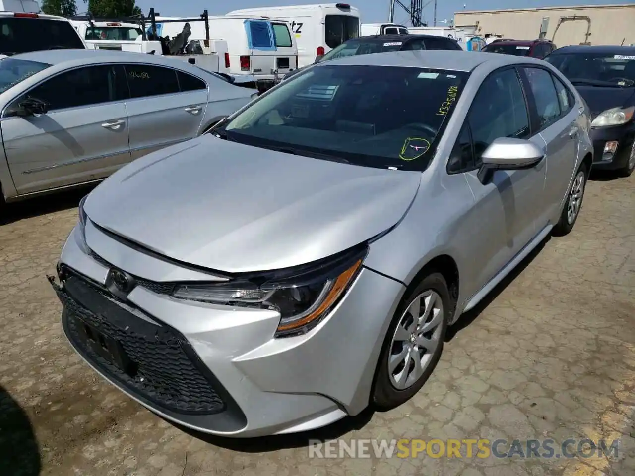 2 Photograph of a damaged car 5YFEPRAE0LP077056 TOYOTA COROLLA 2020