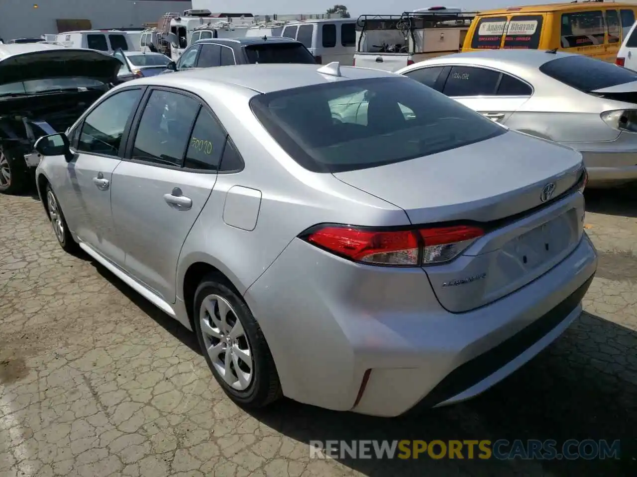 3 Photograph of a damaged car 5YFEPRAE0LP077056 TOYOTA COROLLA 2020