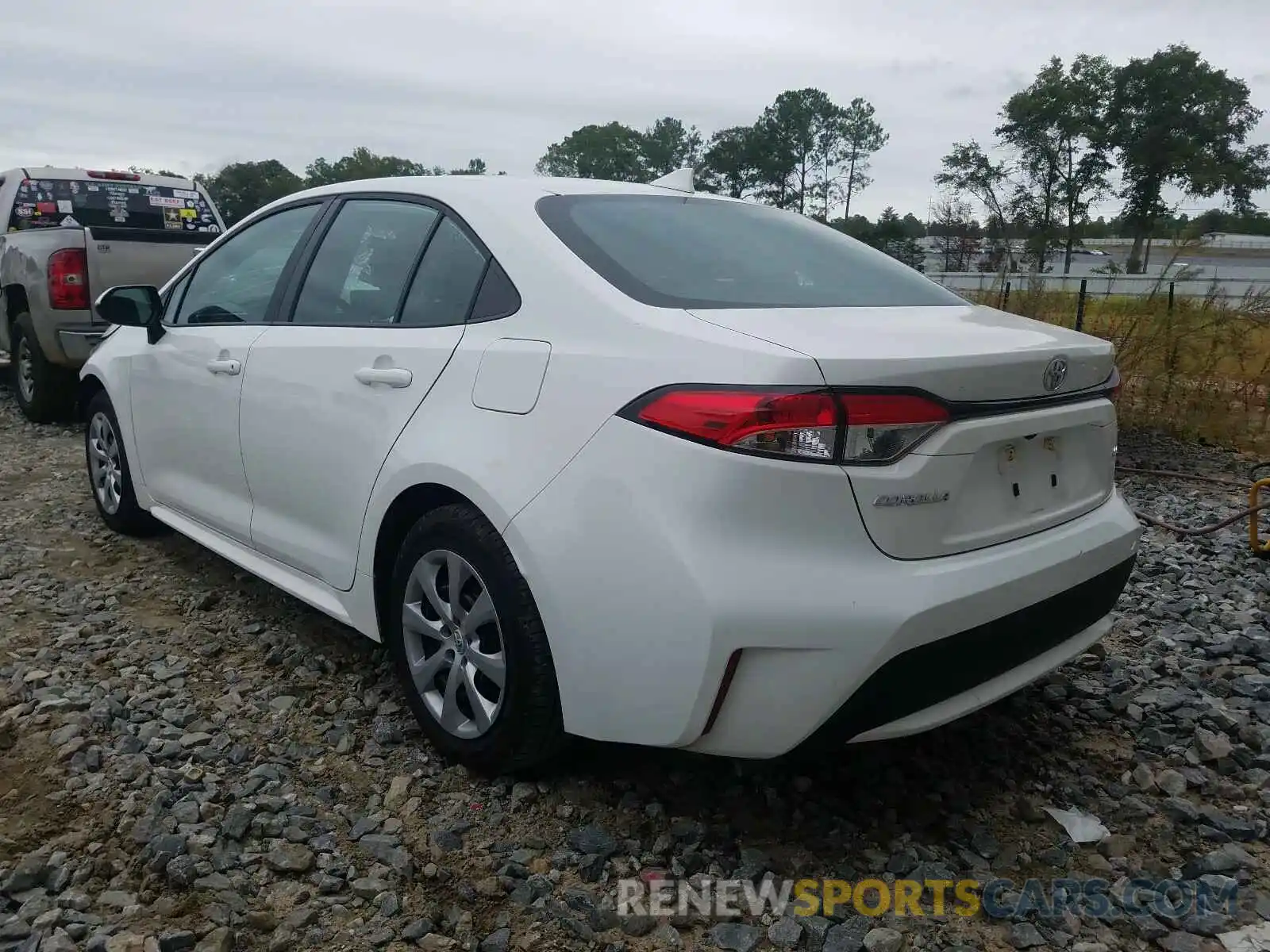 3 Photograph of a damaged car 5YFEPRAE0LP077087 TOYOTA COROLLA 2020